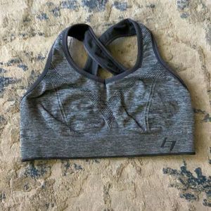 Sports Essential sports bra !!